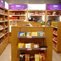 背景音乐让便利店的气氛充满趣味